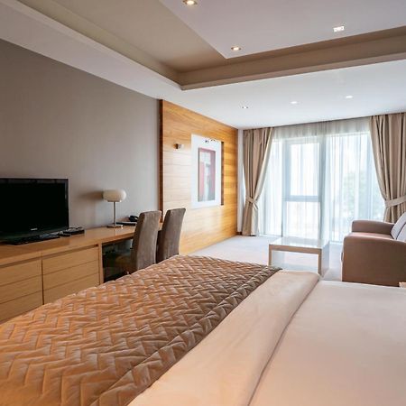Garni Hotel Centar نوفي ساد المظهر الخارجي الصورة