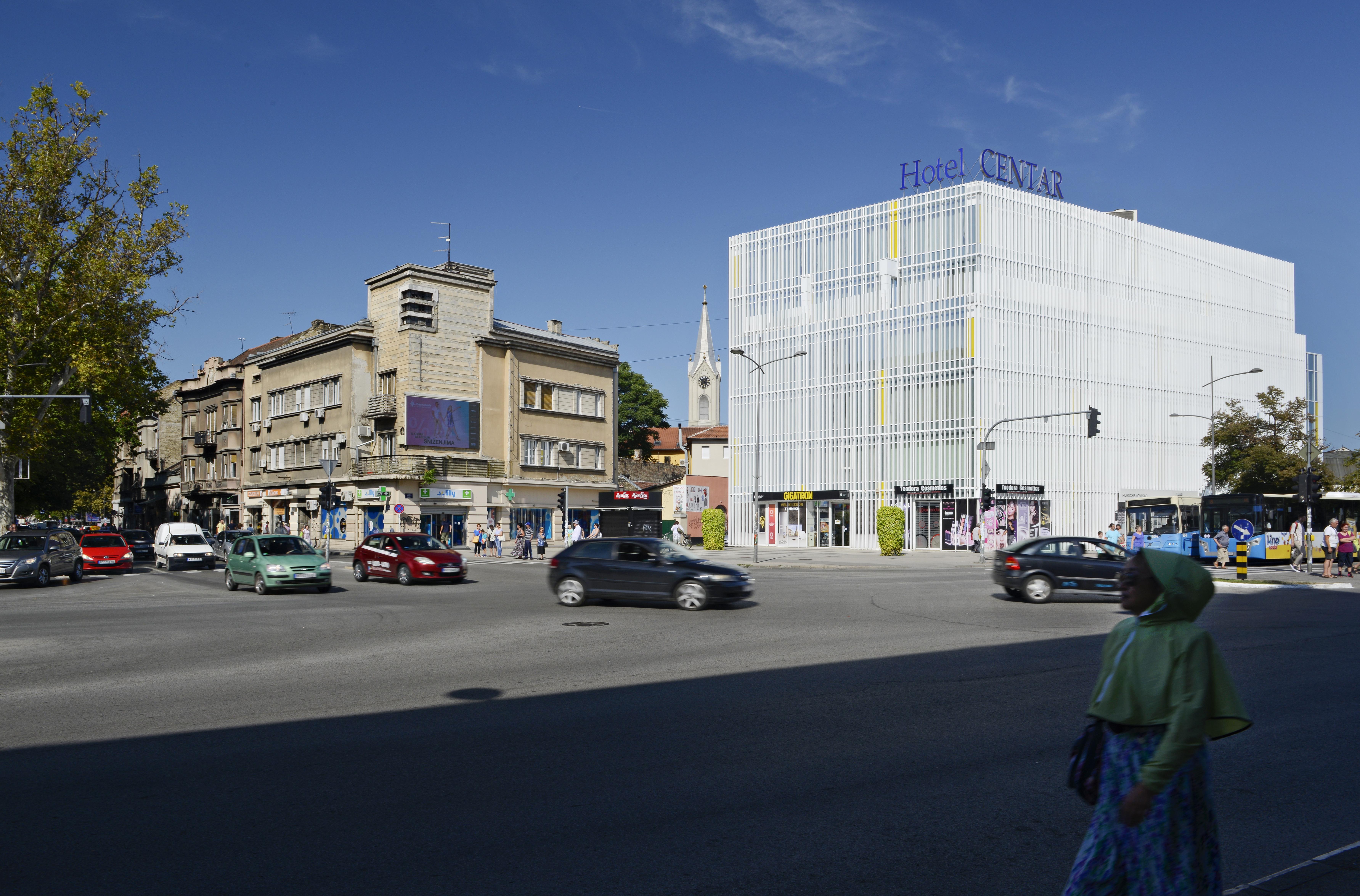 Garni Hotel Centar نوفي ساد المظهر الخارجي الصورة