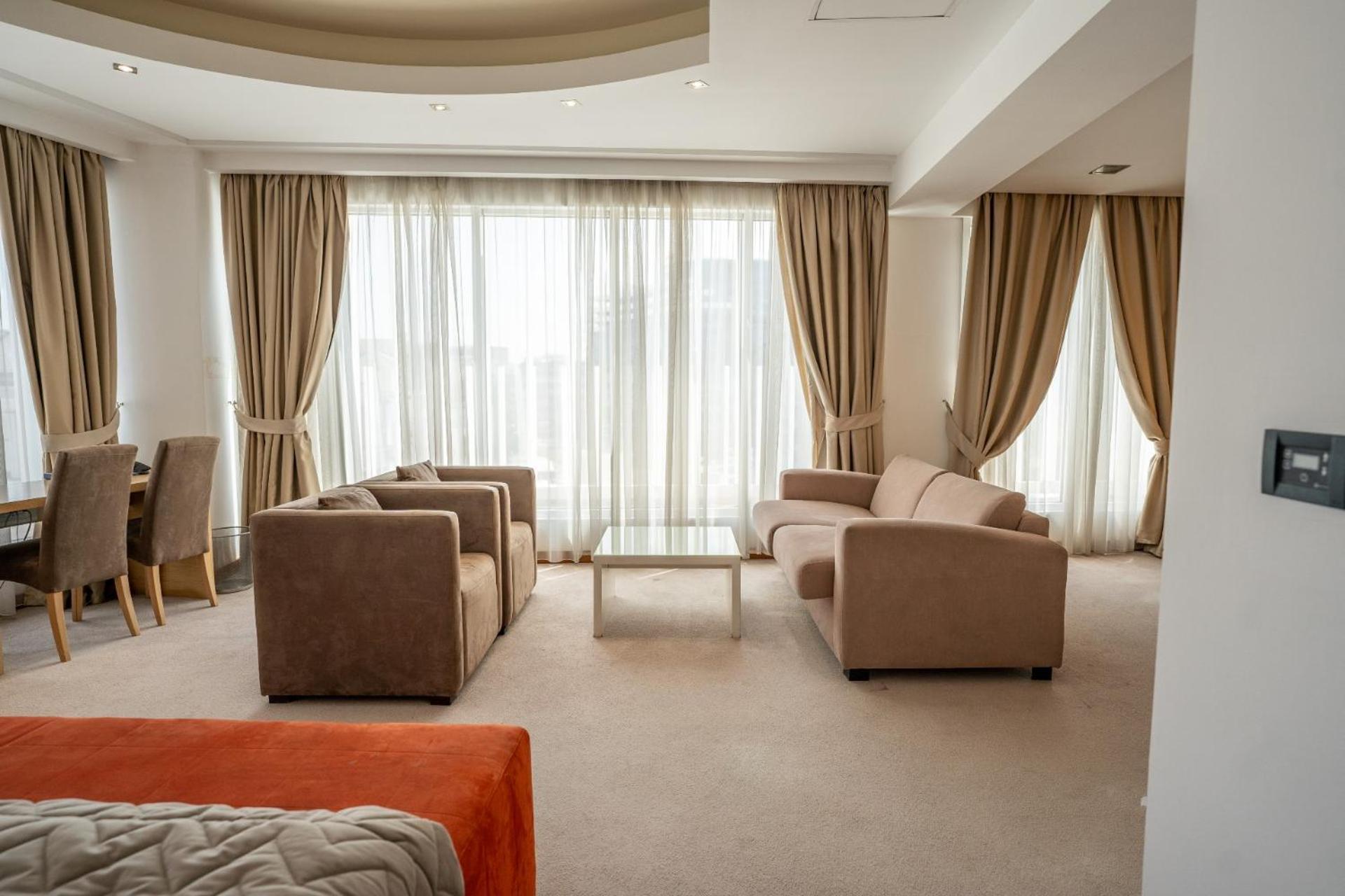 Garni Hotel Centar نوفي ساد المظهر الخارجي الصورة