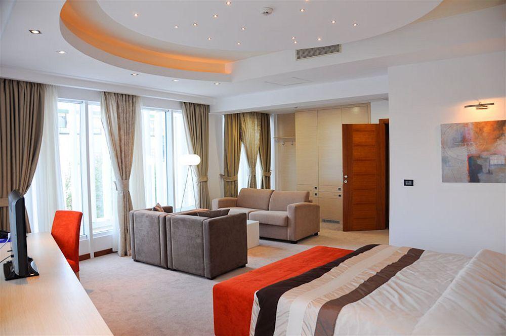 Garni Hotel Centar نوفي ساد المظهر الخارجي الصورة